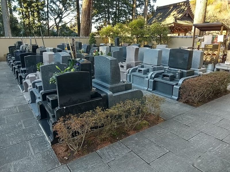 玉澤霊廟