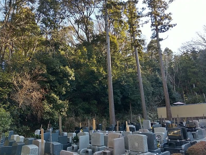 玉澤霊廟