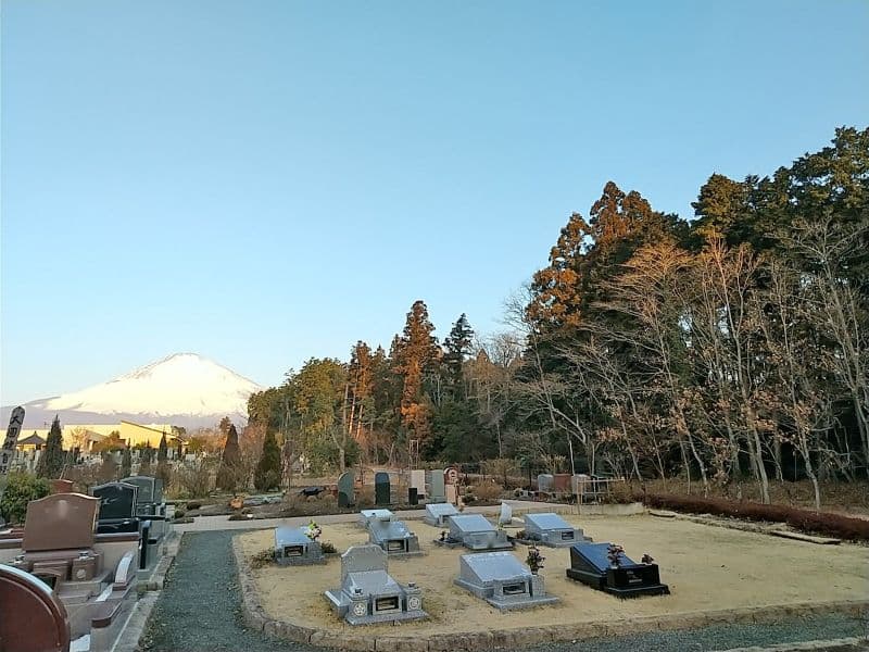 感應寺みくりや霊苑 華陵