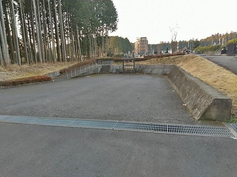 感應寺みくりや霊苑 華陵