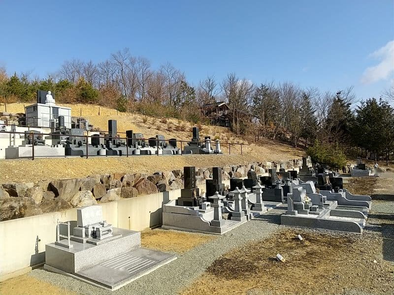 八木沢霊苑