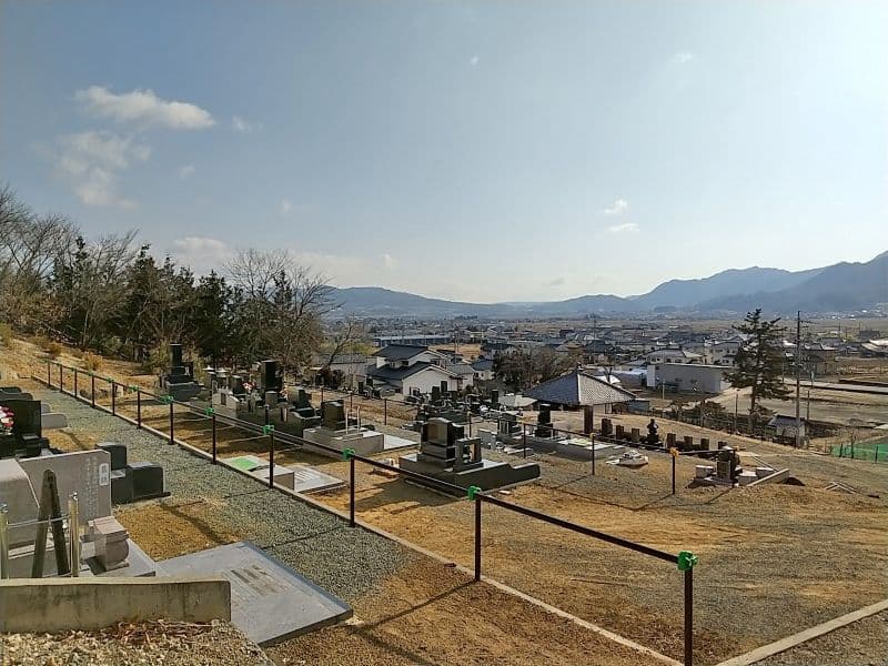 八木沢霊苑