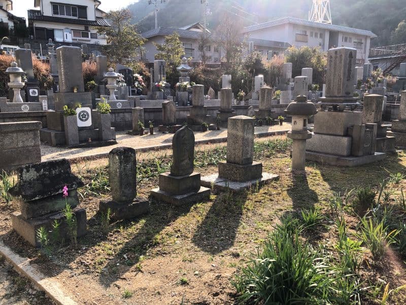 玉野市営 和田河輪墓地