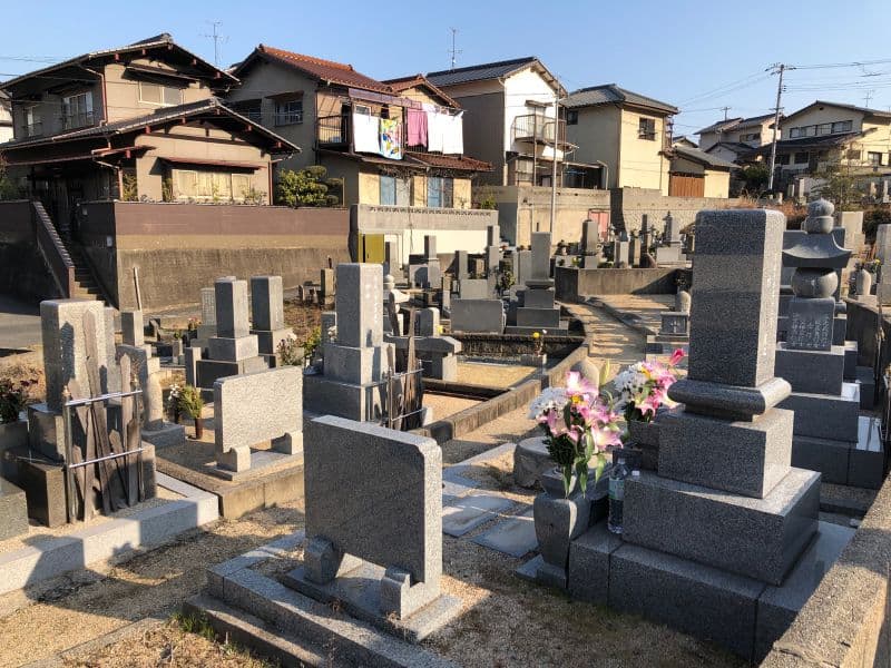 玉野市営 和田河輪墓地