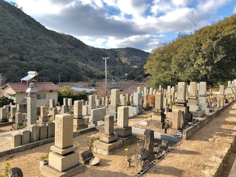 玉野市営 渋川一号墓地