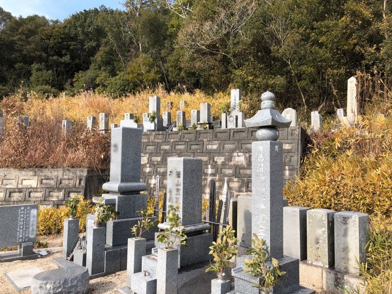 玉野市営 直稲墓地