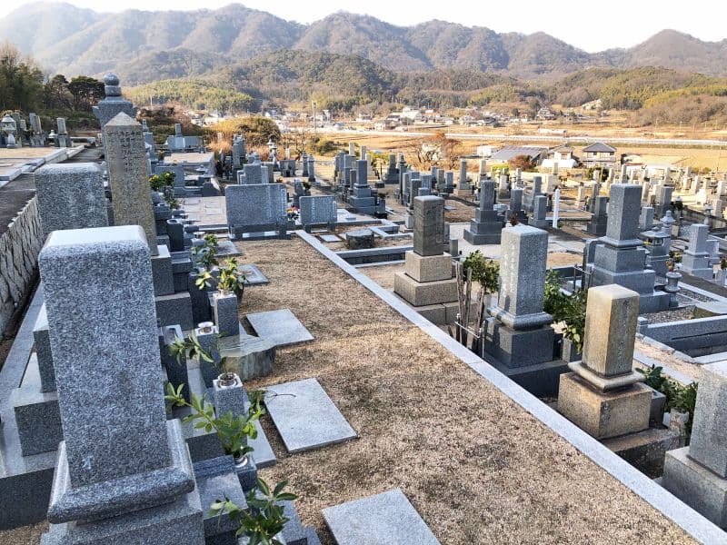 玉野市営 山田宝田場墓地