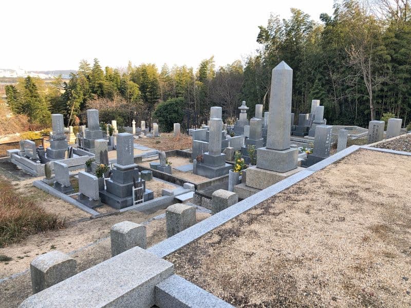 玉野市営 山田上ノ山二号墓地