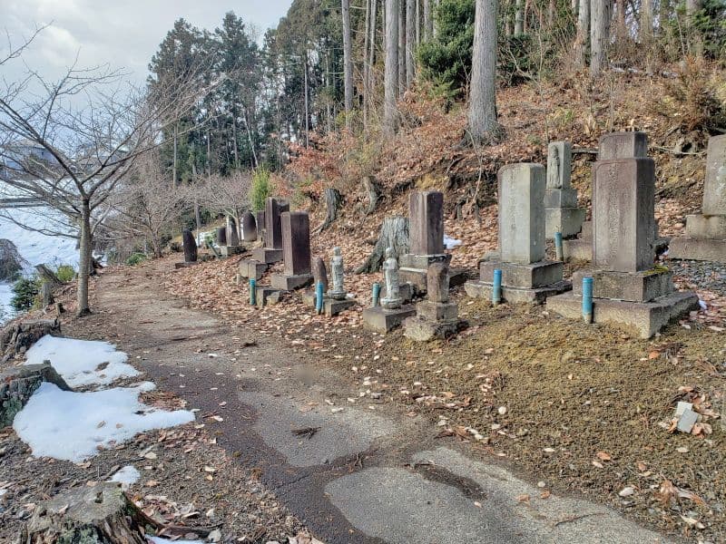 紫雲台霊園