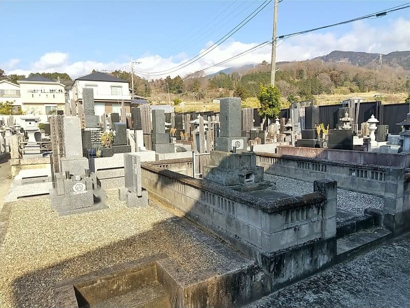 かおり墓苑