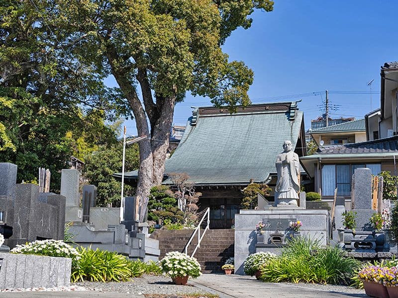ロイヤル小田原樹木葬墓地