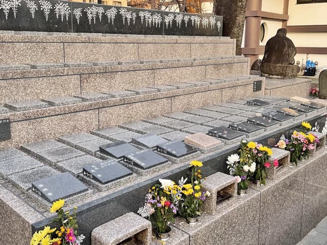 川行徳墓苑 樹木葬 ひかり