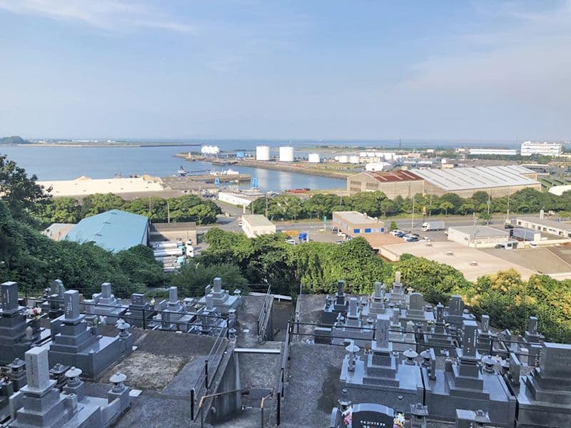 恒見霊園