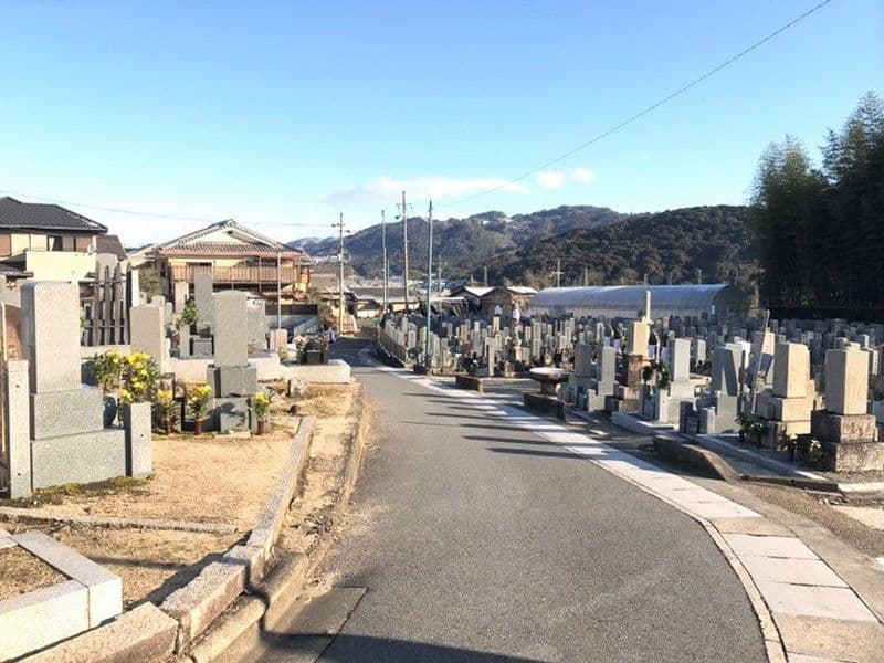 善法墓地