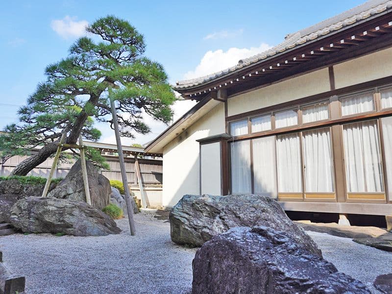 長瀧山 多門院 妙延寺