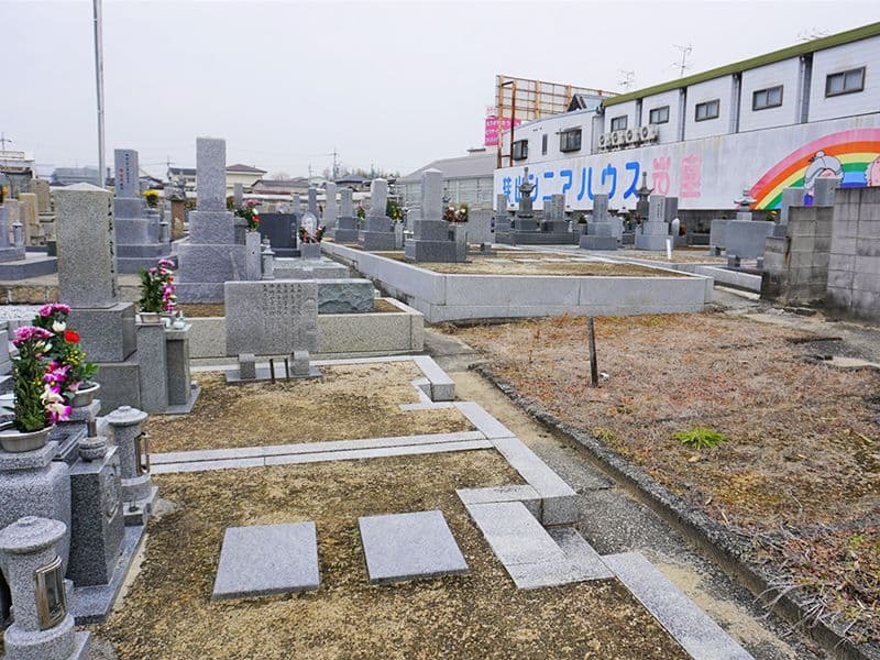 堺市南区岩室霊園