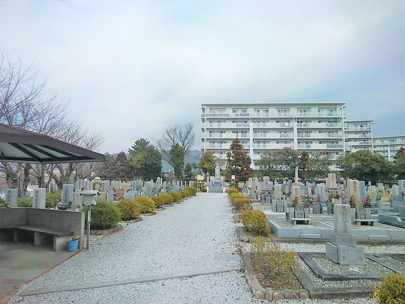 池田市才尊霊園