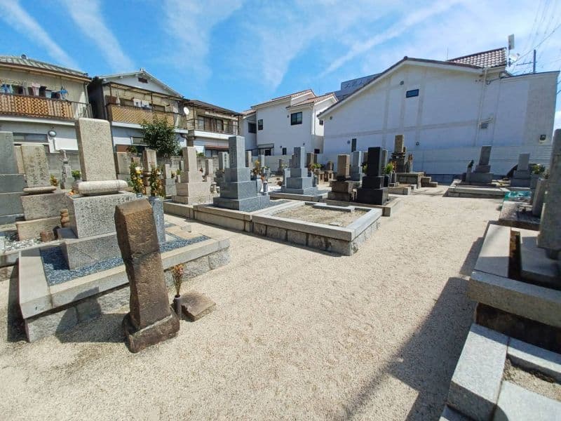 庄屋墓地