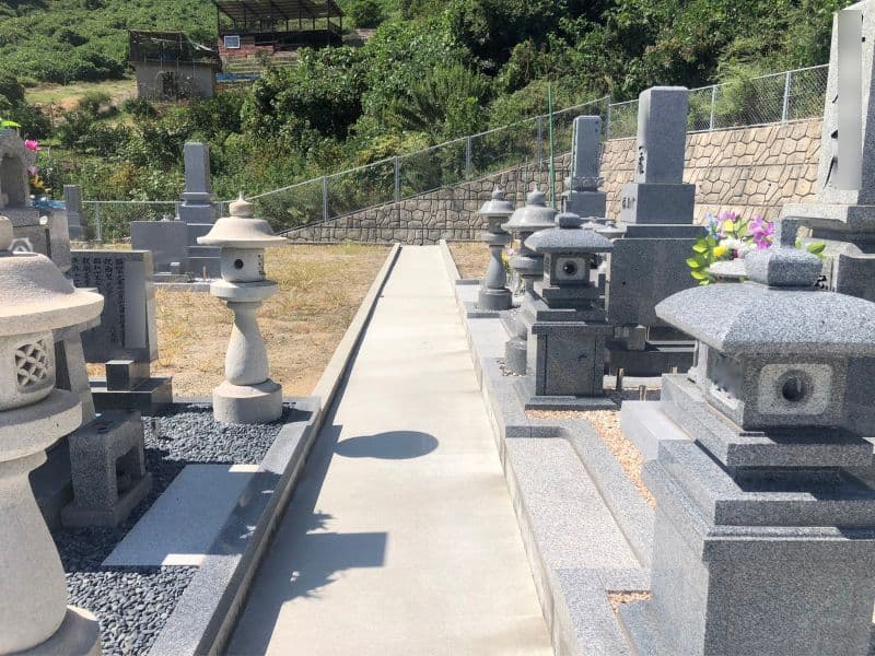 西圓寺墓苑
