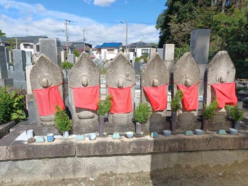 服部北条墓地