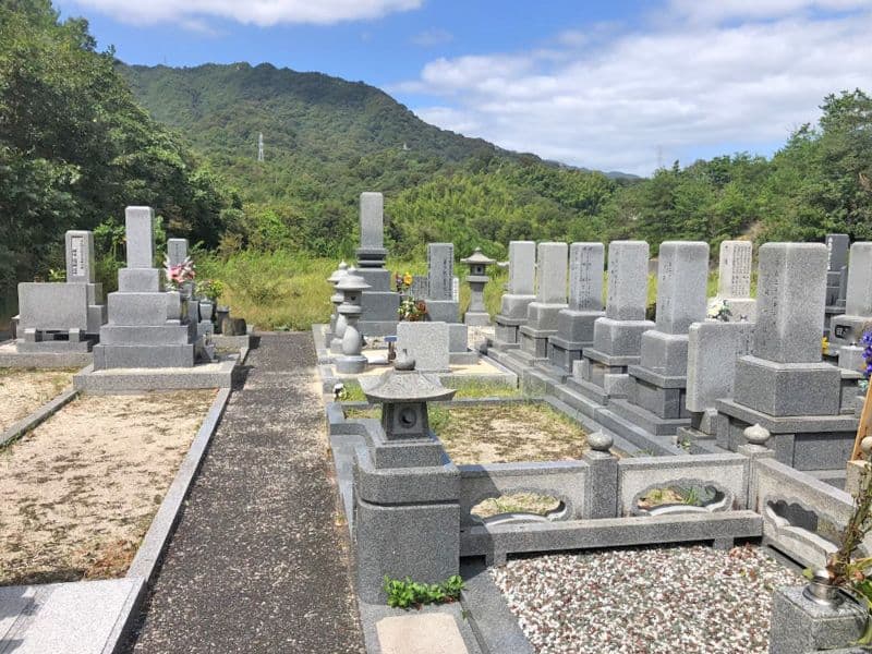 丸子山墓苑