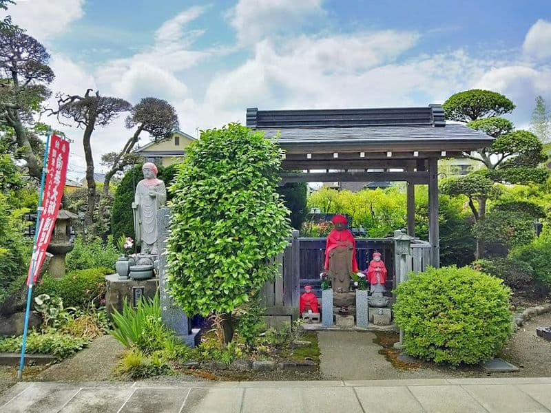 華蔵院 のうこつぼ