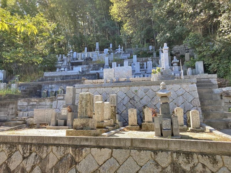 湊墓地