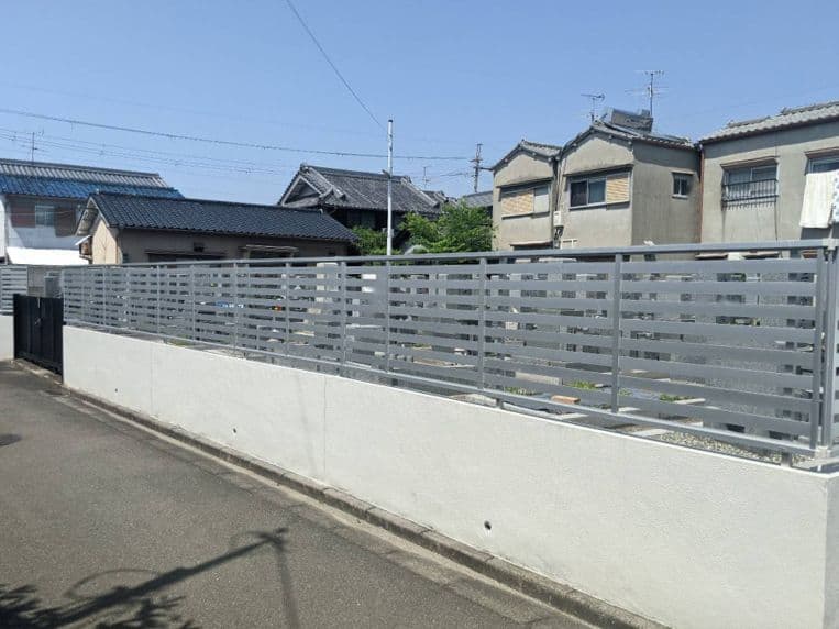 泉證寺墓地