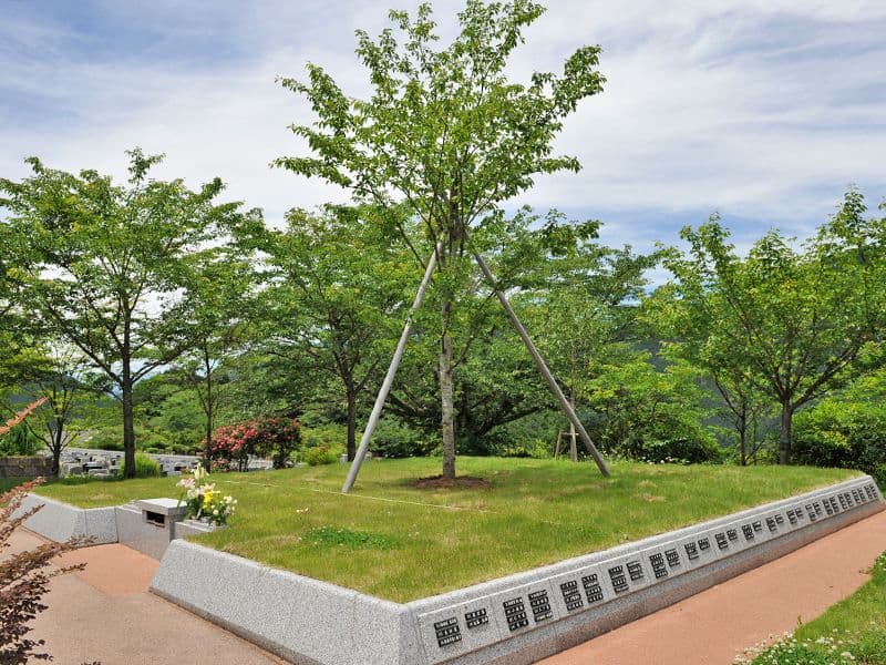 奥多摩霊園