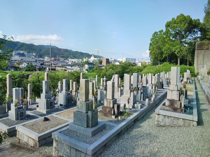 芝・坊島共同墓地
