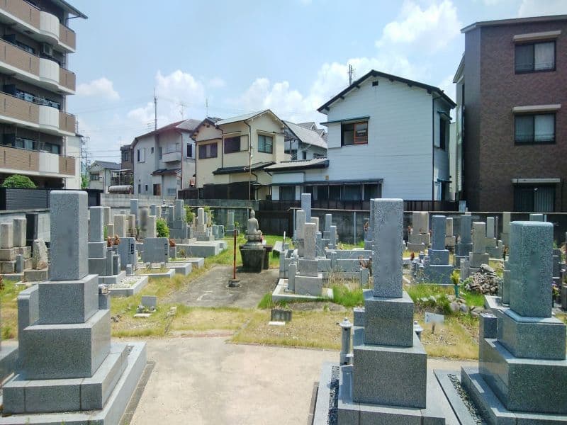 井口堂墓地