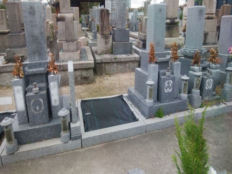 中内・竹之鼻共同墓地