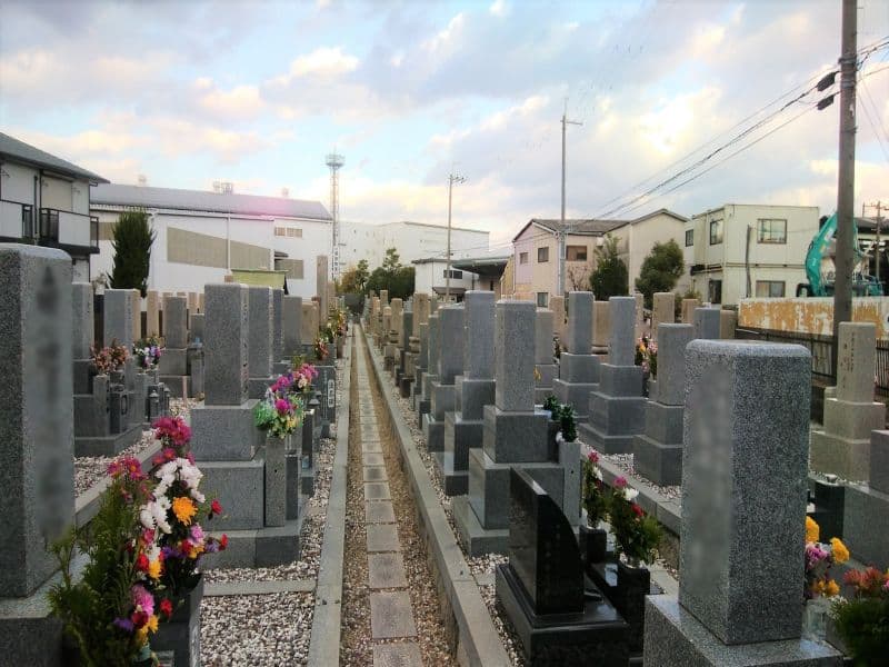 坪井共同墓地