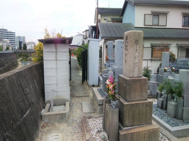 正音寺墓地