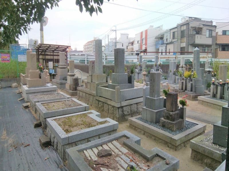 鶴野共同墓地