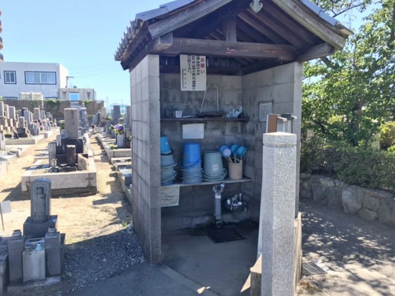 唐崎靖国共同墓地