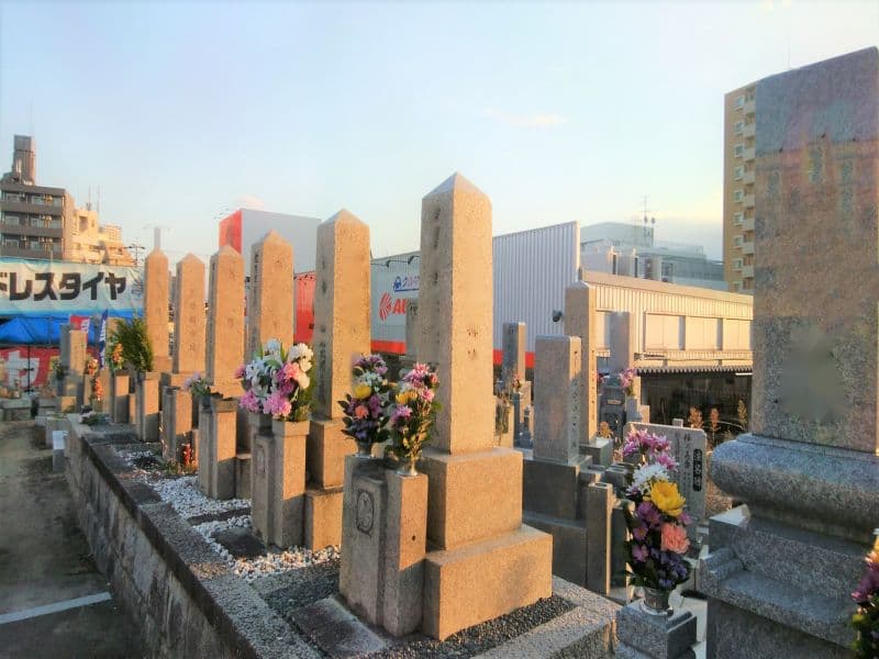 坪井墓地