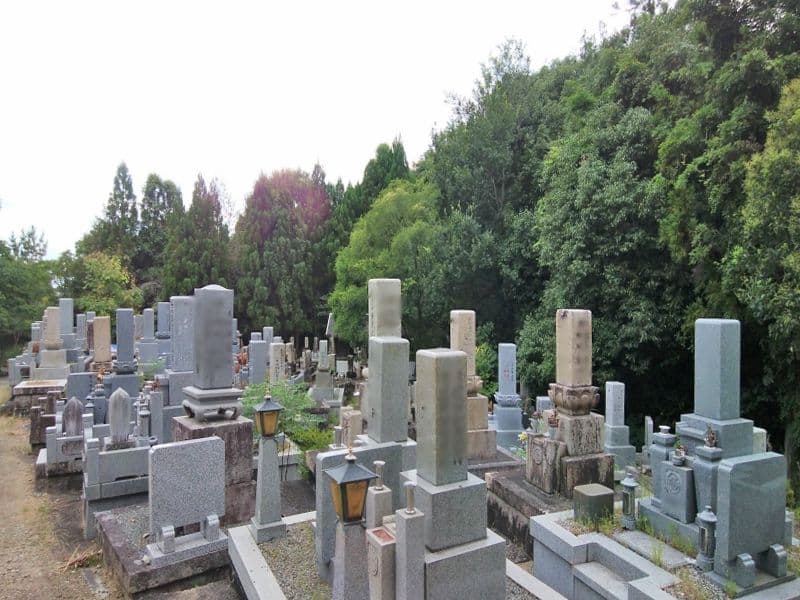 古江墓地