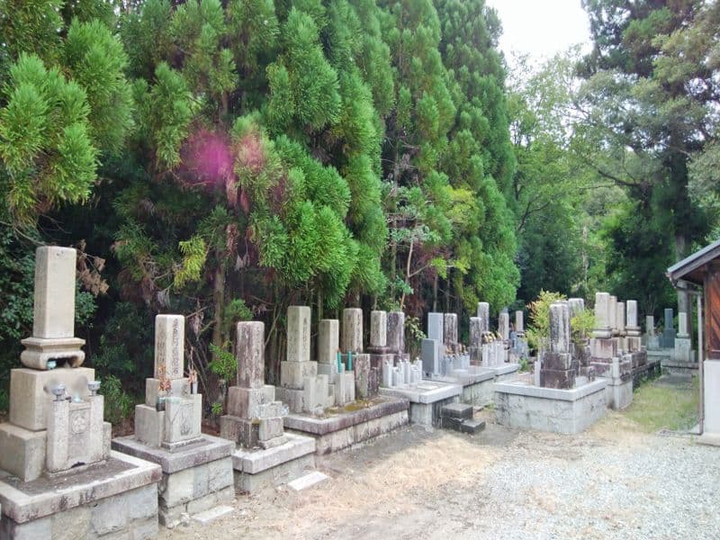 古江墓地