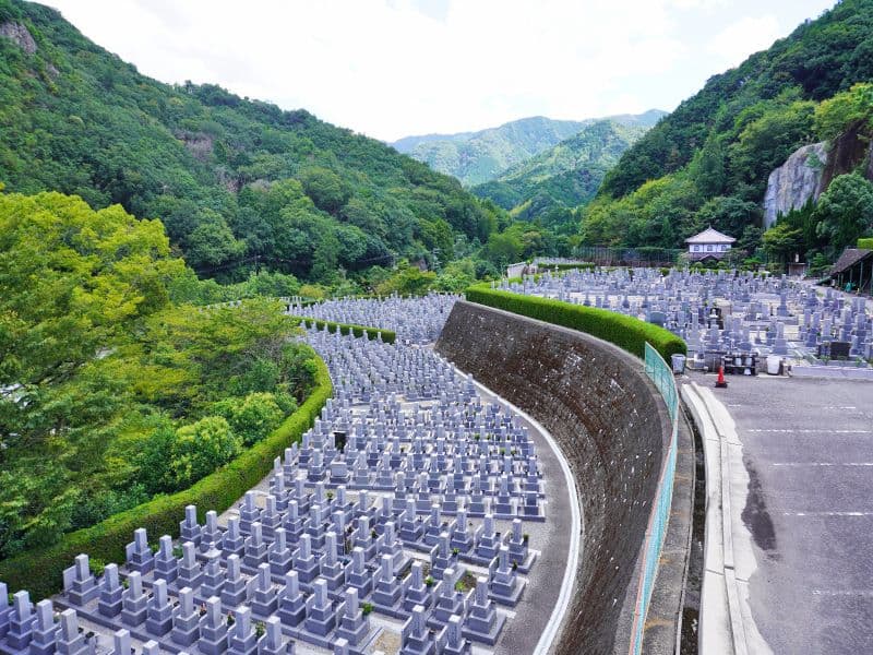 奥水間霊園