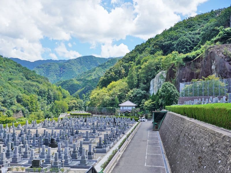 奥水間霊園