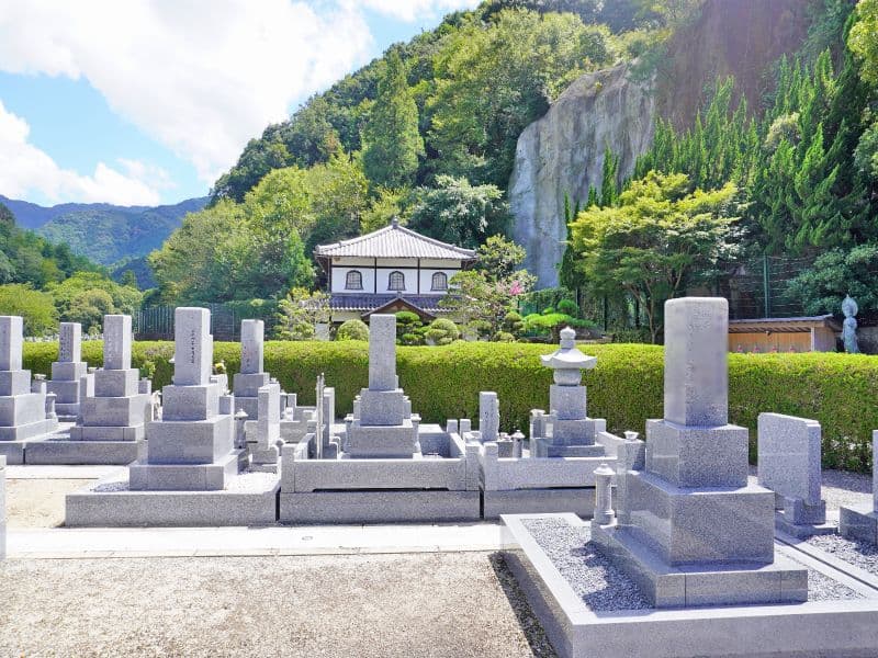 奥水間霊園
