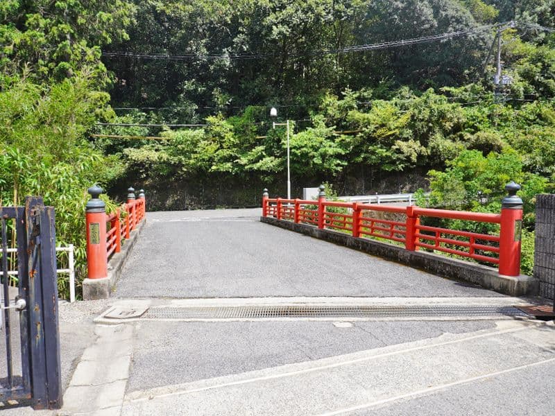 奥水間霊園