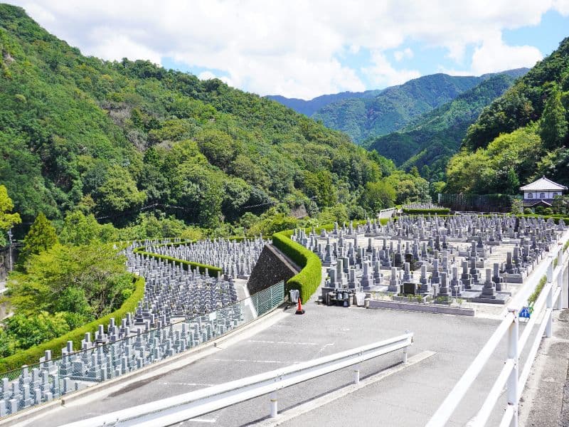 奥水間霊園