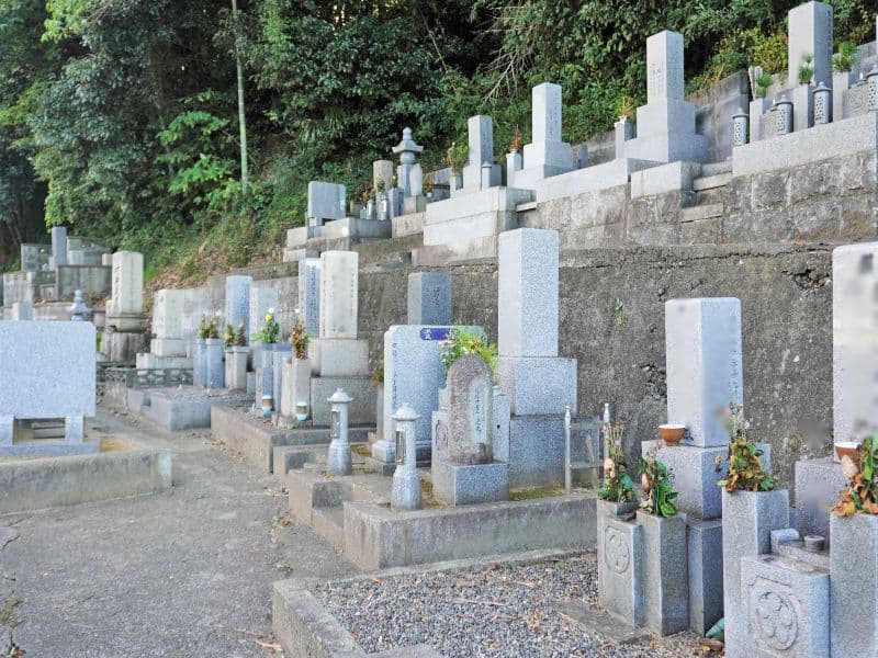 三日市墓地