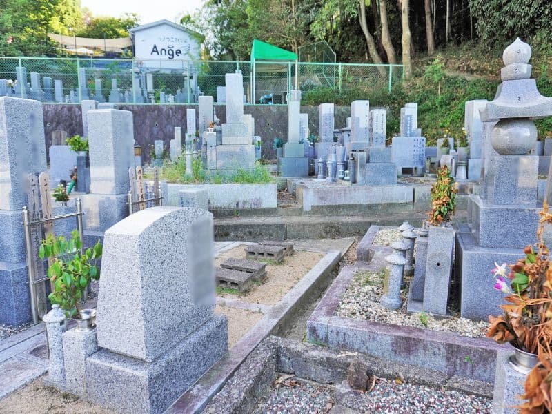 三日市墓地