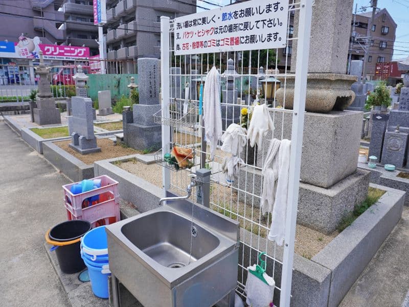 阿坂墓地