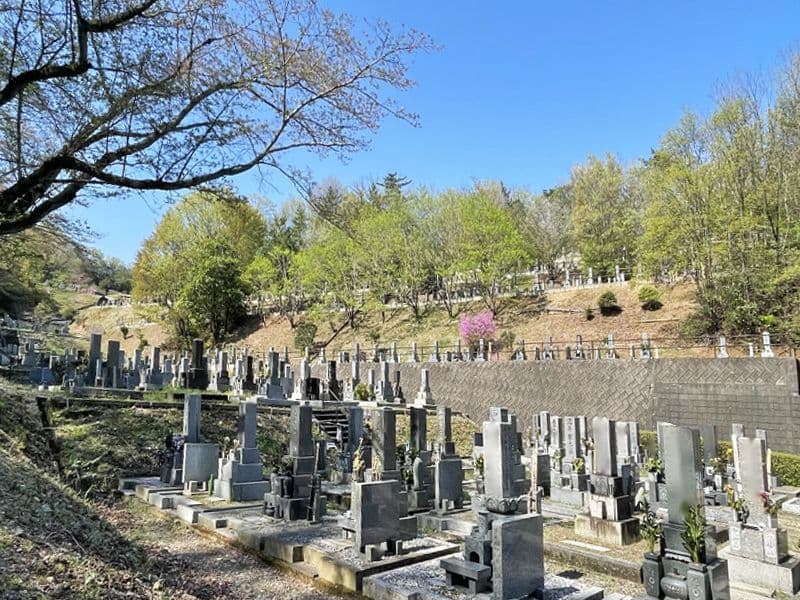 自然が溢れた清々しい平和霊園