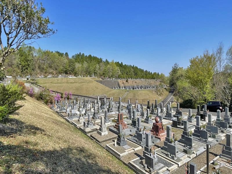 平和霊園 区画ごとに広がる霊園