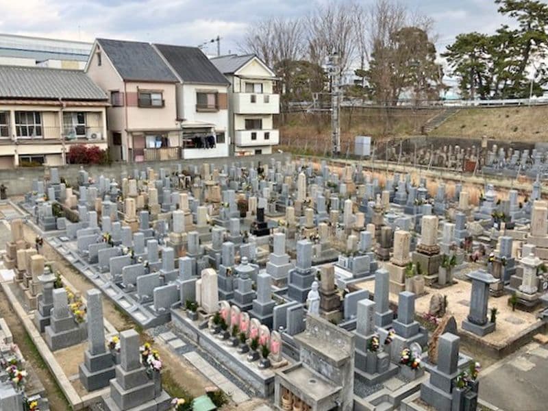 小松墓地